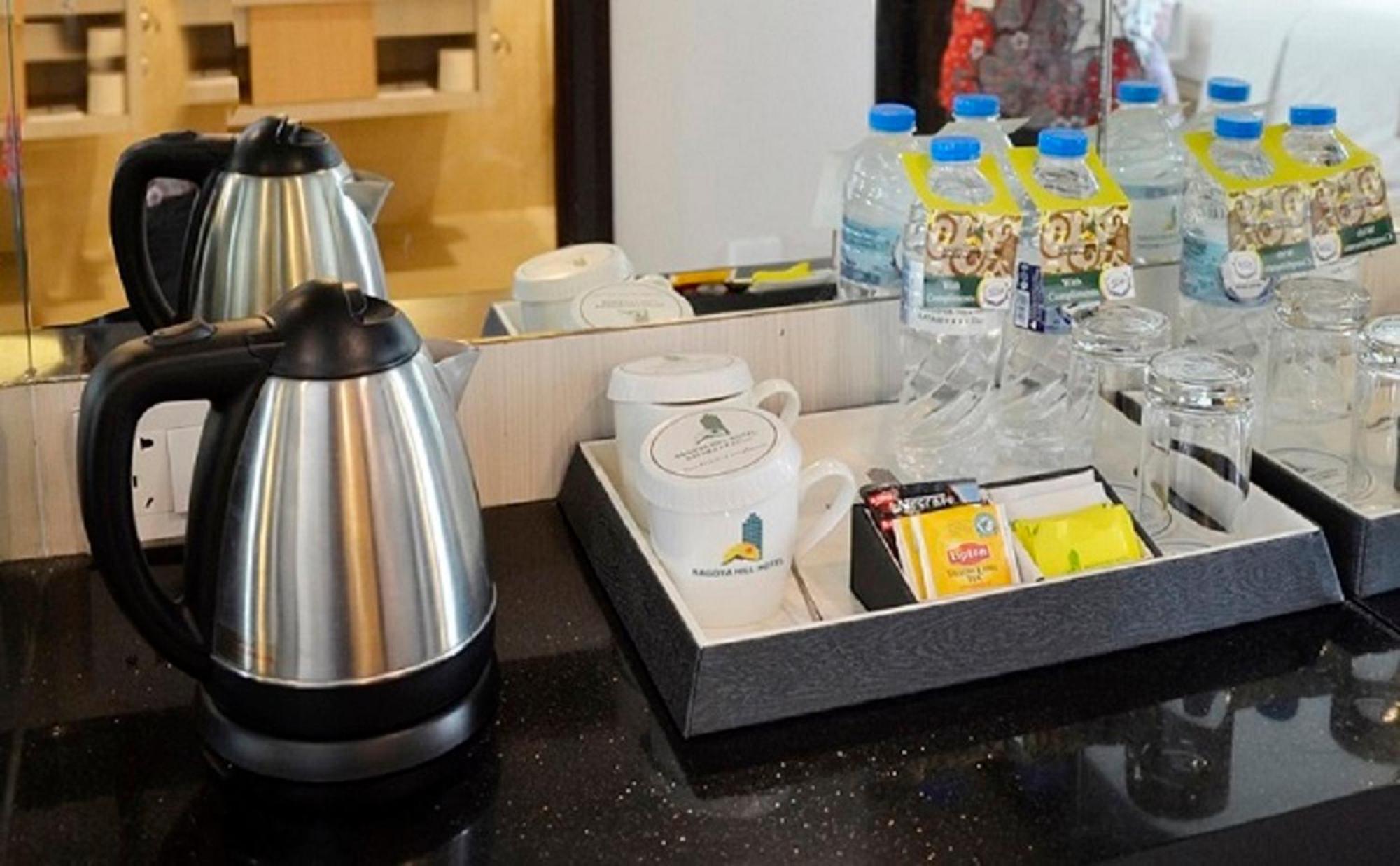 Nagoya Hill Hotel Batam Room photo