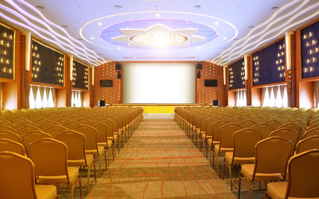 Nagoya Hill Hotel Batam Exterior photo